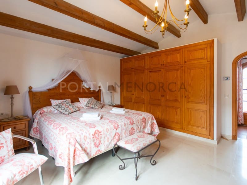 5 Zimmer Villa zu verkaufen in Es Mercadal mit Pool - 850.000 € (Ref: 9631677)