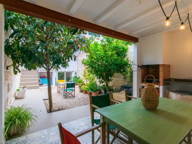 5 Zimmer Haus zu verkaufen in Ciutadella, Ciutadella de Menorca mit Garage - 750.000 € (Ref: 9631682)
