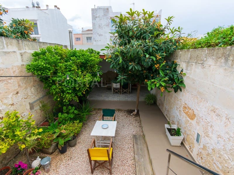 5 quarto Casa em Banda para venda em Ciutadella de Menorca com garagem - 750 000 € (Ref: 9631682)