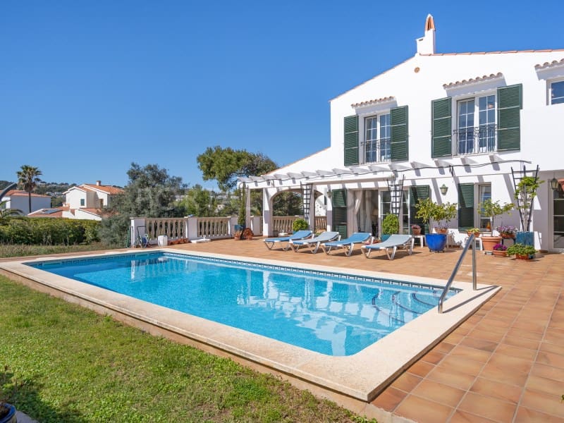 4 Zimmer Villa zu verkaufen in Es Mercadal mit Pool Garage - 830.000 € (Ref: 9631690)