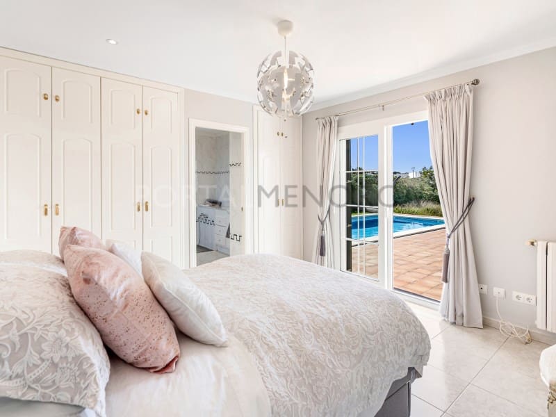 4 Zimmer Villa zu verkaufen in Es Mercadal mit Pool Garage - 830.000 € (Ref: 9631690)