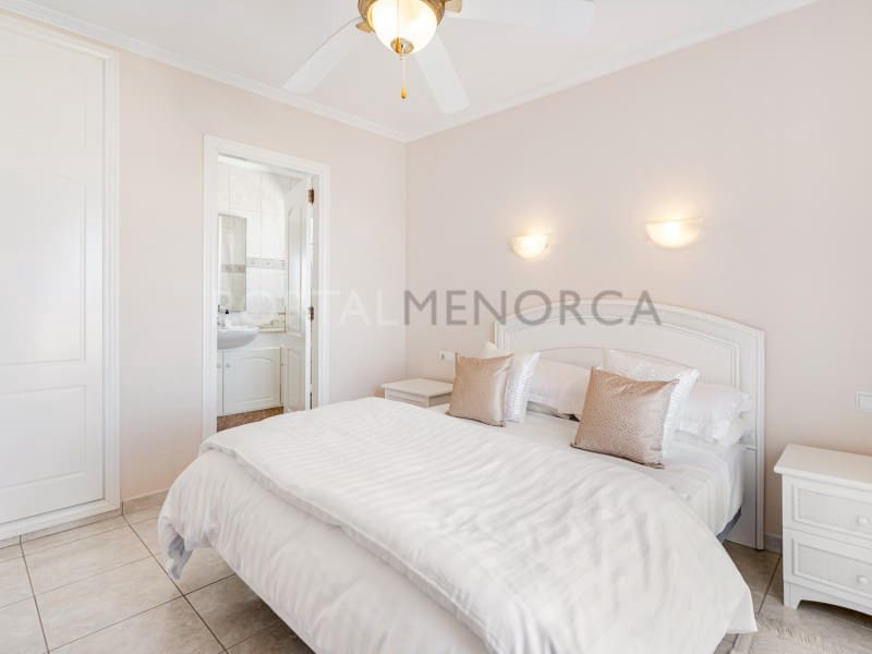 4 Zimmer Villa zu verkaufen in Es Mercadal mit Pool Garage - 830.000 € (Ref: 9631690)