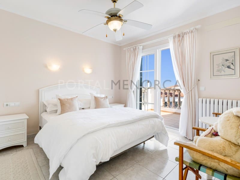 4 Zimmer Villa zu verkaufen in Es Mercadal mit Pool Garage - 830.000 € (Ref: 9631690)