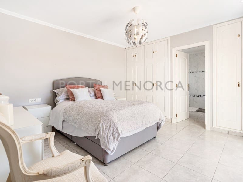 4 slaapkamer Villa te koop in Es Mercadal met zwembad garage - € 830.000 (Ref: 9631691)