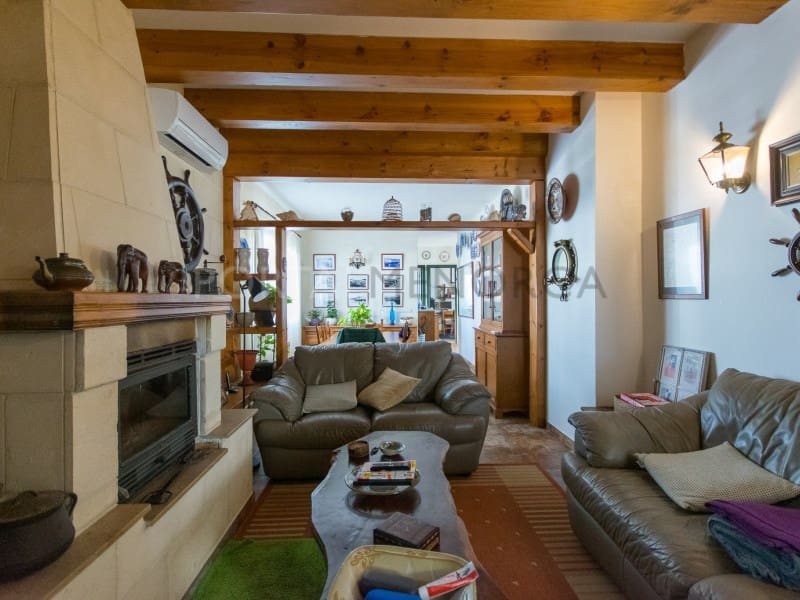 4 slaapkamer Villa te koop in Fornells met garage - € 1.090.000 (Ref: 9631697)