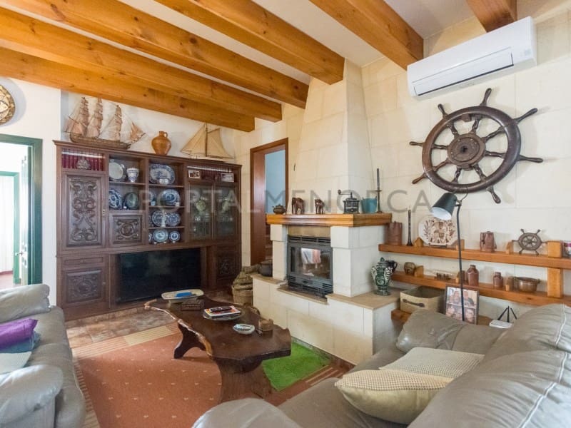 4 slaapkamer Villa te koop in Fornells met garage - € 1.090.000 (Ref: 9631697)