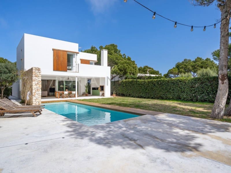 Chalet de 4 habitaciones en Cala Morell en venta con piscina garaje - 1.650.000 € (Ref: 9631718)