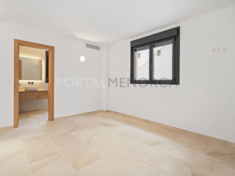 3 slaapkamer Appartement te koop in Ciutadella de Menorca - € 775.000 (Ref: 9631719)