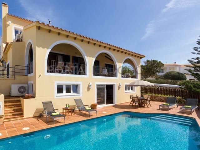 Chalet de 5 habitaciones en Cala'n Blanes, Ciutadella de Menorca en venta con piscina garaje - 1.300.000 € (Ref: 9631724)