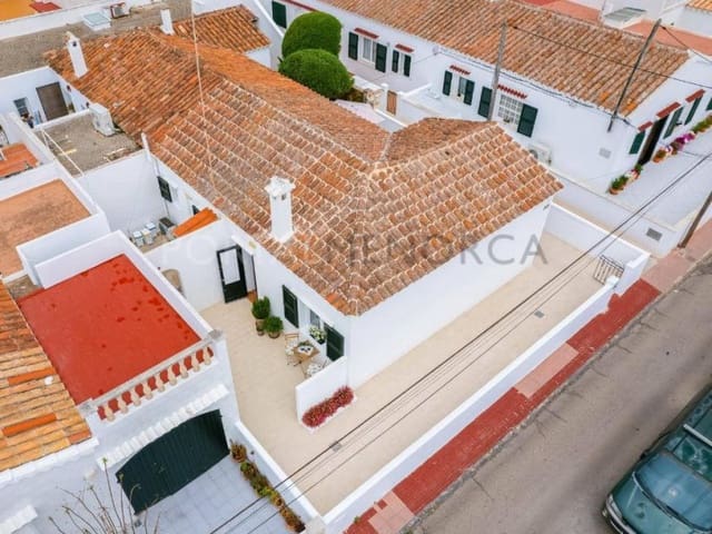 Casa de 2 habitaciones en Ciutadella, Ciutadella de Menorca en venta - 630.000 € (Ref: 9631735)