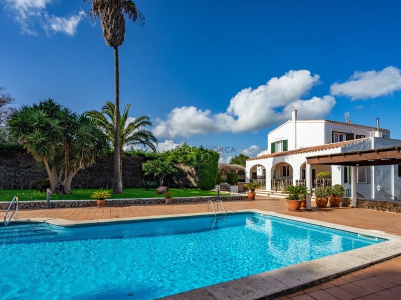 5 chambre Finca/Maison de Campagne à vendre à Llucmacanes avec piscine garage - 1 290 000 € (Ref: 9631741)