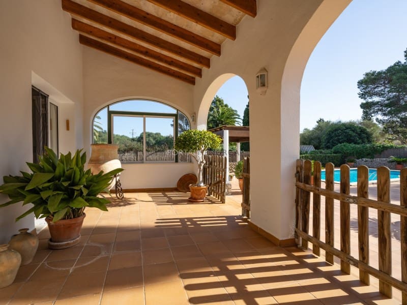 5 chambre Finca/Maison de Campagne à vendre à Llucmacanes avec piscine garage - 1 290 000 € (Ref: 9631742)