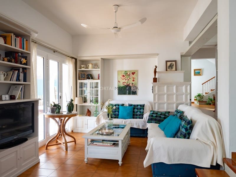 5 chambre Finca/Maison de Campagne à vendre à Llucmacanes avec piscine garage - 1 290 000 € (Ref: 9631742)