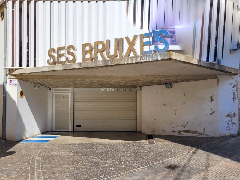 Garage til salg i Mahon / Mao - € 38.180 (Ref: 9631745)