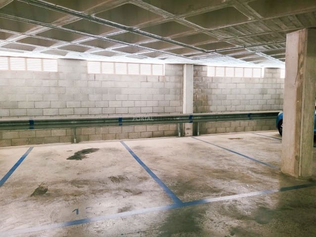 Garage til salg i Mahón / Maó - € 38.180 (Ref: 9631746)