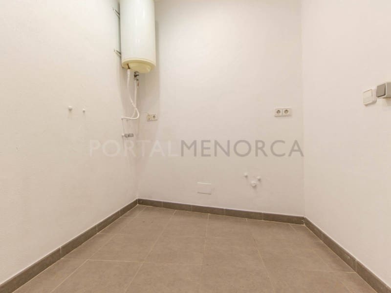 Local Comercial de 4 habitaciones en Mahón / Maó en venta - 995.000 € (Ref: 9631750)
