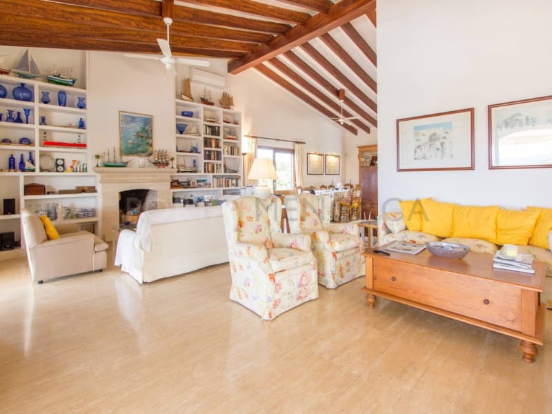 5 bedroom Villa for sale in Binibeca with pool garage - € 2,995,000 (Ref: 9631752)