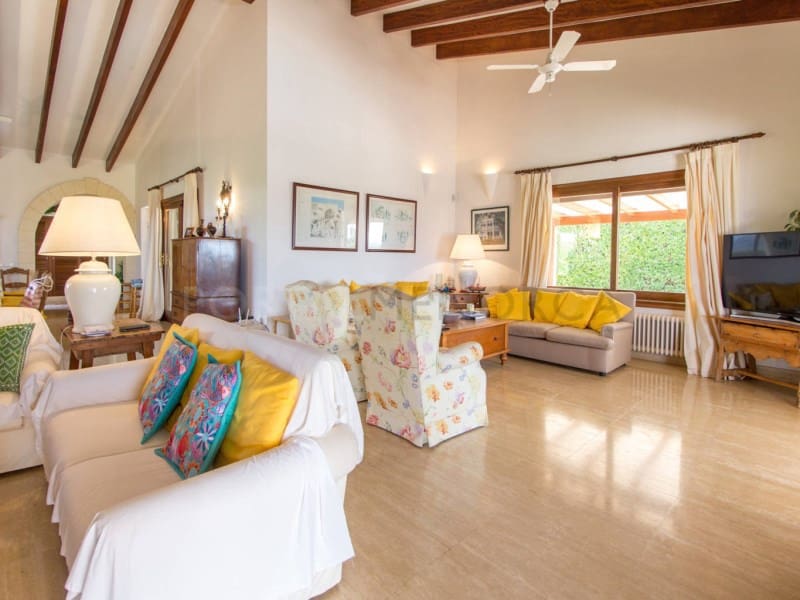 5 bedroom Villa for sale in Binibeca with pool garage - € 2,995,000 (Ref: 9631752)