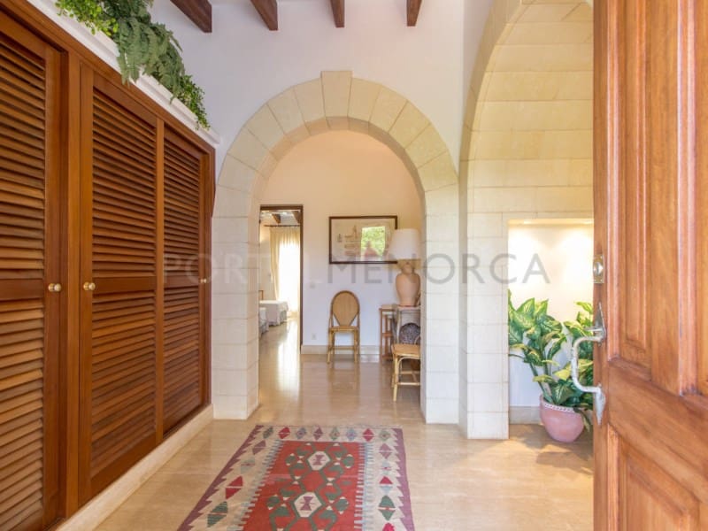 5 bedroom Villa for sale in Binibeca with pool garage - € 2,995,000 (Ref: 9631752)