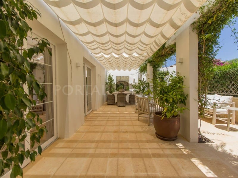 4 soveværelse Finca/Landehus til salg i San Luis / Sant Lluis med swimmingpool garage - € 3.300.000 (Ref: 9631754)