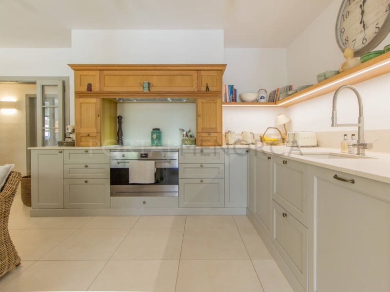 4 soveværelse Finca/Landehus til salg i San Luis / Sant Lluis med swimmingpool garage - € 3.300.000 (Ref: 9631754)