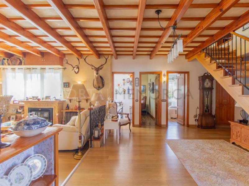 4 slaapkamer Villa te koop in Binibeca met zwembad garage - € 995.000 (Ref: 9634399)