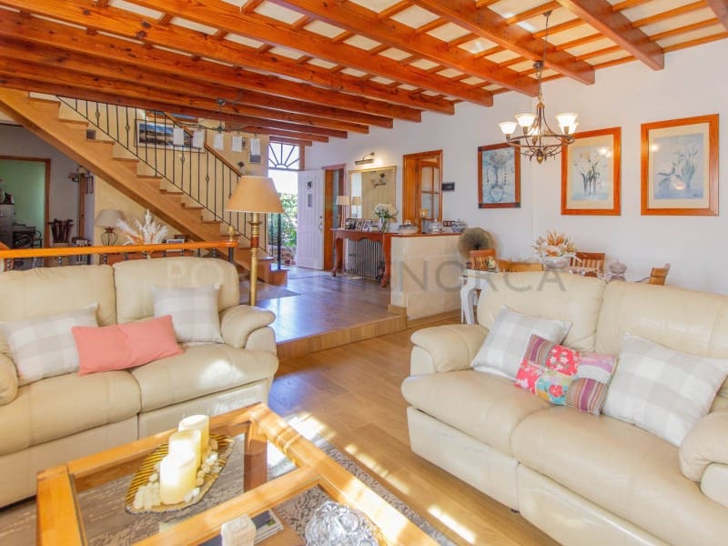 4 slaapkamer Villa te koop in Binibeca met zwembad garage - € 995.000 (Ref: 9634399)