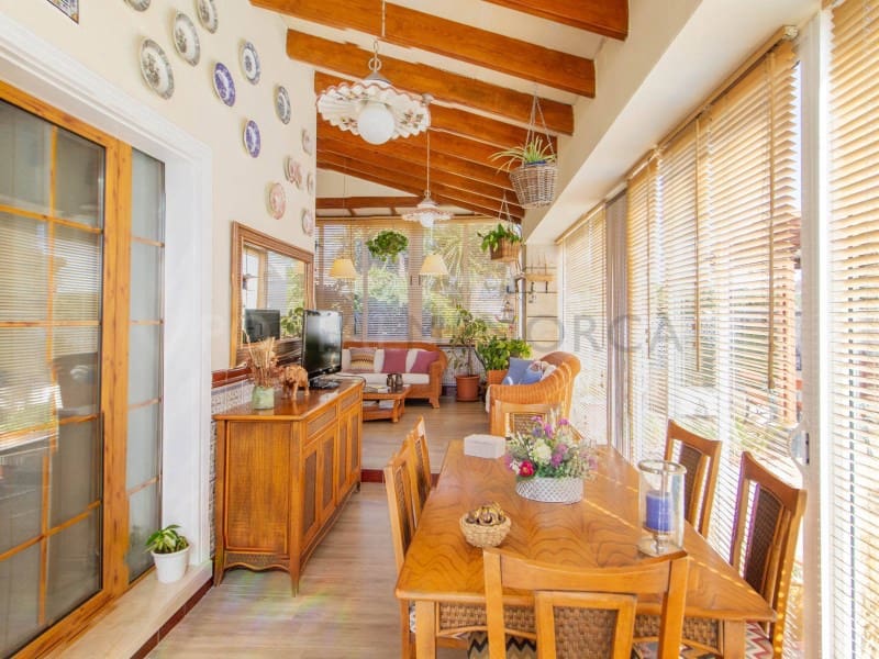 4 slaapkamer Villa te koop in Binibeca met zwembad garage - € 995.000 (Ref: 9634399)