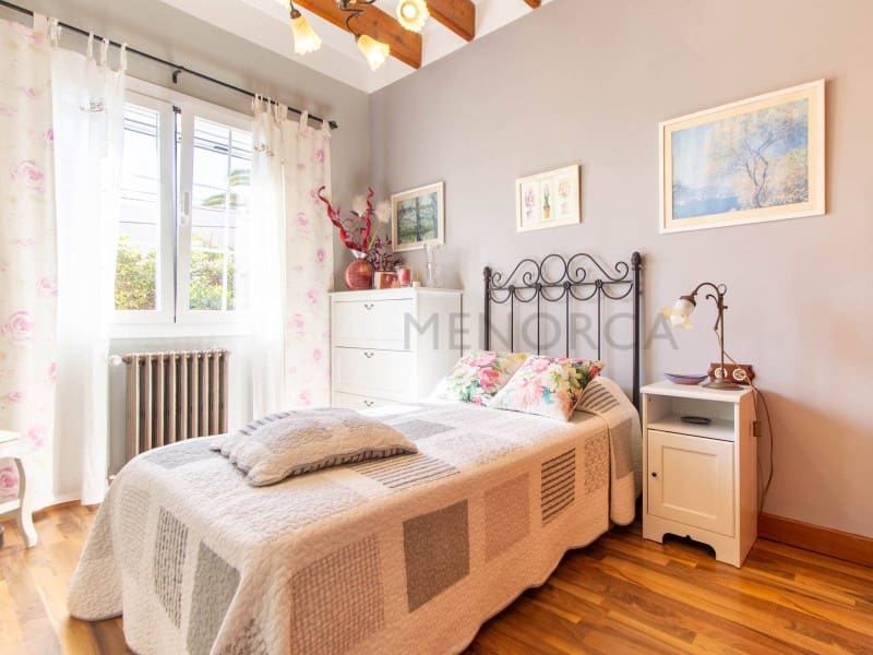 4 slaapkamer Villa te koop in Binibeca met zwembad garage - € 995.000 (Ref: 9634400)