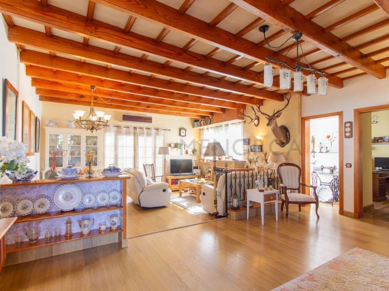 4 slaapkamer Villa te koop in Binibeca met zwembad garage - € 995.000 (Ref: 9634400)