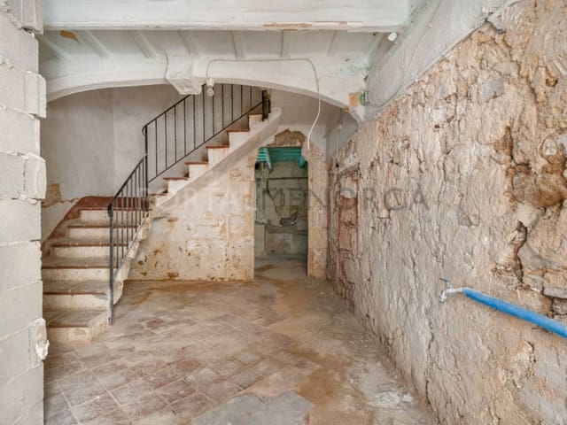 Casa de 3 habitaciones en Ciutadella, Ciutadella de Menorca en venta - 450.000 € (Ref: 9634405)