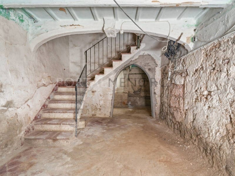 3 bedroom Townhouse for sale in Ciutadella de Menorca - € 450,000 (Ref: 9639354)