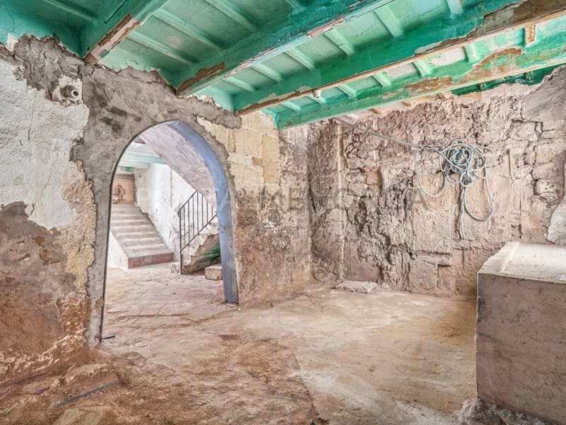 3 bedroom Townhouse for sale in Ciutadella de Menorca - € 450,000 (Ref: 9639354)