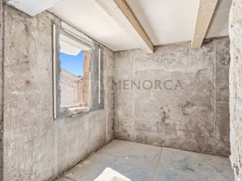 3 bedroom Townhouse for sale in Ciutadella de Menorca - € 450,000 (Ref: 9639354)