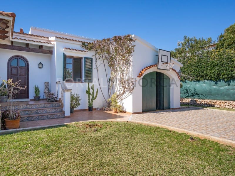 3 makuuhuone Huvila myytävänä paikassa Ciutadella de Menorca - 650 000 € (Ref: 9639355)