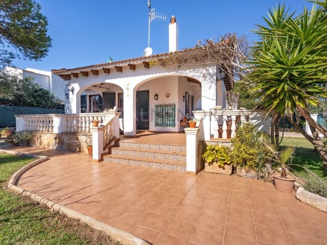 3 soveværelse Villa til salg i Ciutadella de Menorca - € 650.000 (Ref: 9639355)