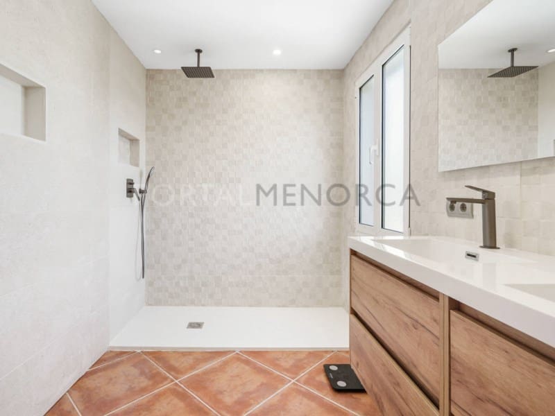 4 bedroom Villa for sale in Cala'n Blanes with pool - € 895,000 (Ref: 9639358)