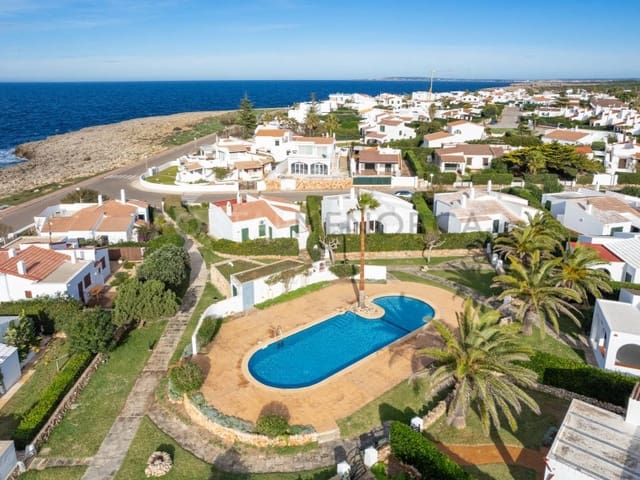 3 makuuhuone Huvila myytävänä paikassa Cap d'Artruix, Ciutadella de Menorca mukana 
autotalli - 590 000 € (Ref: 9639360)