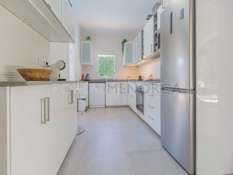 Chalet de 4 habitaciones en Arenal d'en Castell en venta - 990.000 € (Ref: 9639370)