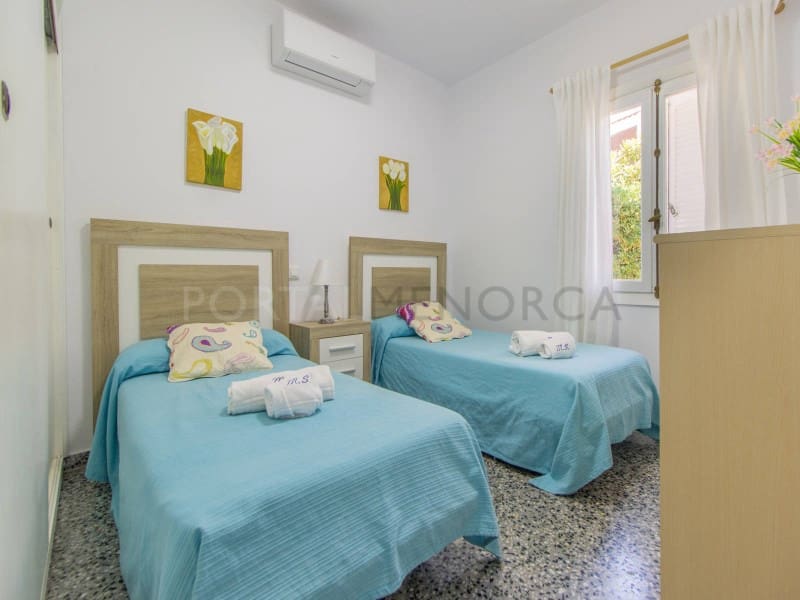 Chalet de 4 habitaciones en Arenal d'en Castell en venta - 990.000 € (Ref: 9639370)