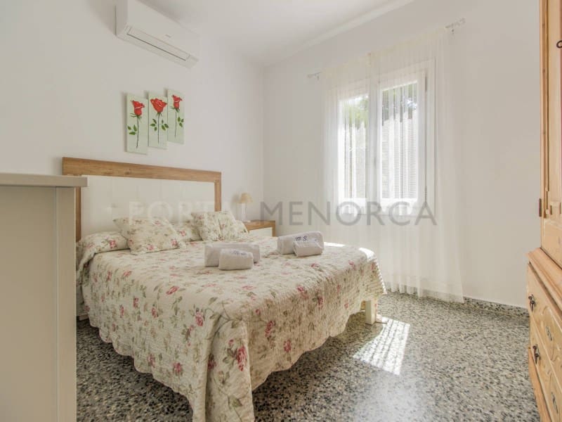 Chalet de 4 habitaciones en Arenal d'en Castell en venta - 990.000 € (Ref: 9639370)