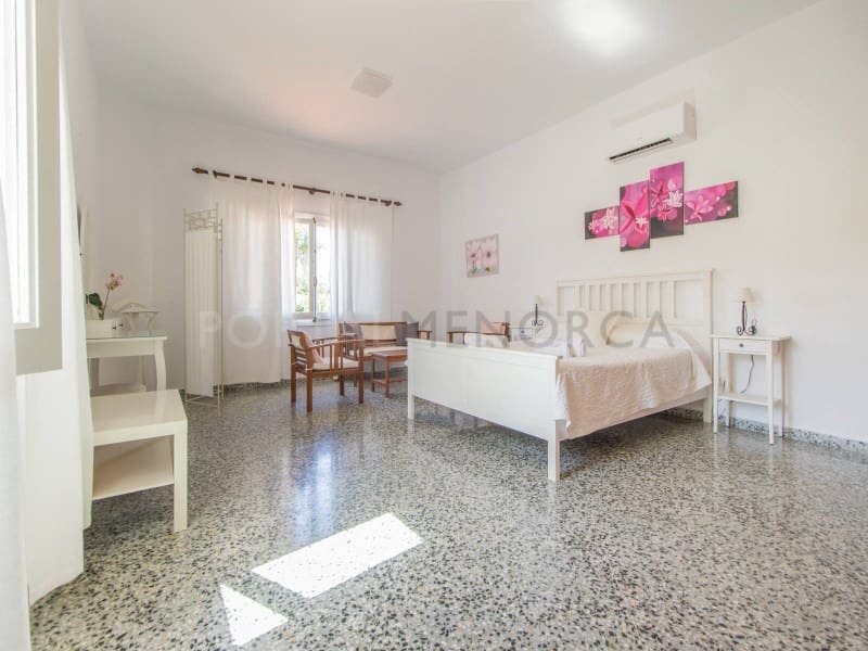 Chalet de 4 habitaciones en Arenal d'en Castell en venta - 990.000 € (Ref: 9639370)