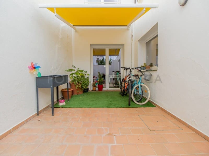 3 makuuhuone Omakotitalo myytävänä paikassa San Luis / Sant Lluis - 570 000 € (Ref: 9639372)