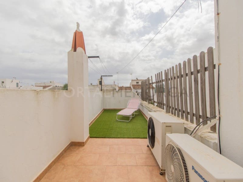 3 makuuhuone Omakotitalo myytävänä paikassa San Luis / Sant Lluis - 570 000 € (Ref: 9639372)