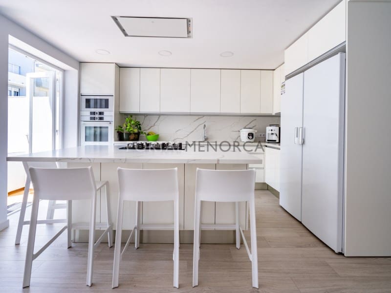 4 sovrum Hus till salu i Mahon / Mao - 650 000 € (Ref: 9639375)