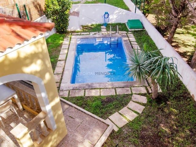 Chalet de 3 habitaciones en Ciutadella de Menorca en venta - 475.000 € (Ref: 9639376)