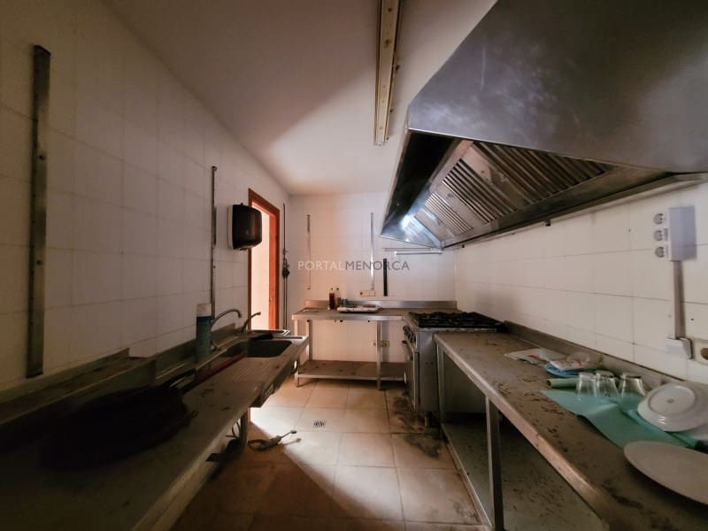 Kommersiell till salu i Cala d'Alcaufar - 425 000 € (Ref: 9639377)