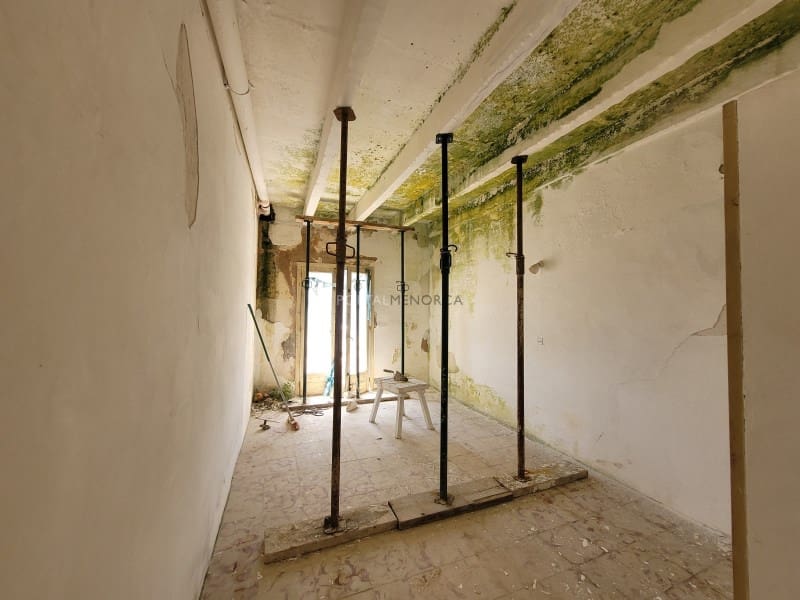 Kommersiell till salu i Cala d'Alcaufar - 425 000 € (Ref: 9639377)