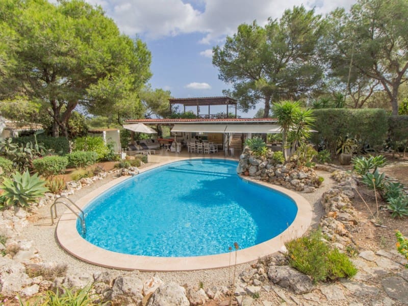 5 makuuhuone Maalaistalo myytävänä paikassa San Luis / Sant Lluis mukana uima-altaan 
autotalli - 1 510 000 € (Ref: 9639380)