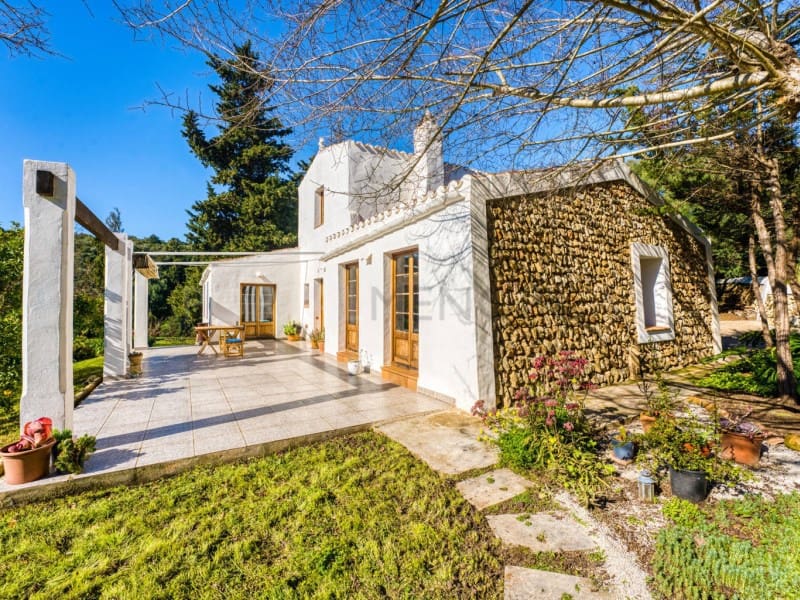 4 bedroom Finca/Country House for sale in Alayor / Alaior with pool garage - € 1,195,000 (Ref: 9639381)